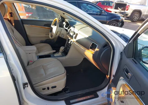 2011 Lincoln Mkz z USA, uszkodzony, nr VIN 3LNHL2GC4BR768424